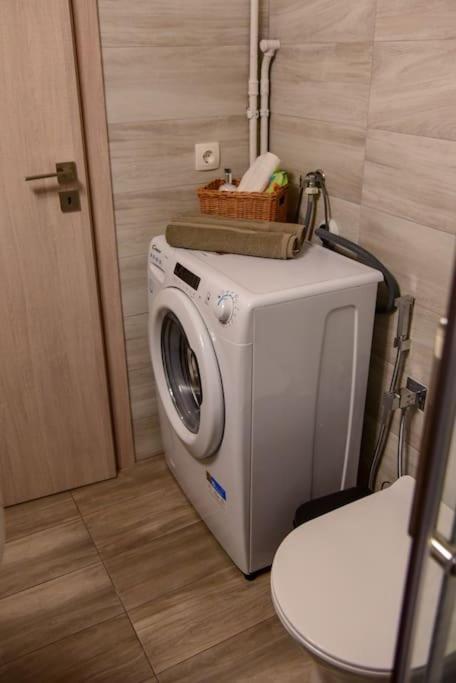 Appartement Ομορφο Διαμερισμα à Athènes Extérieur photo